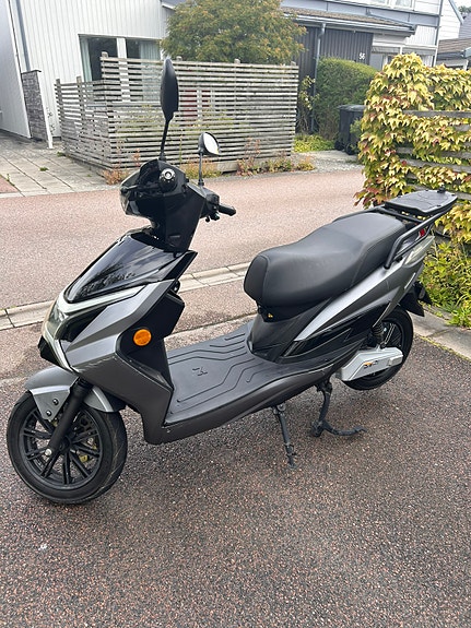 Lvneng LX01 2 of 8