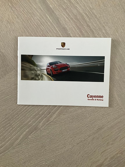 Porsche Cayenne 12 of 14