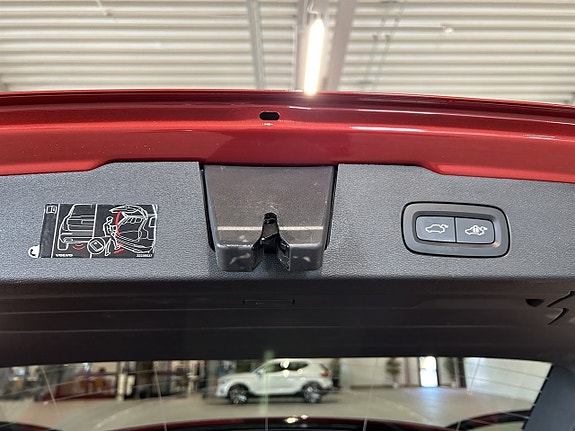Volvo V60 18 of 27