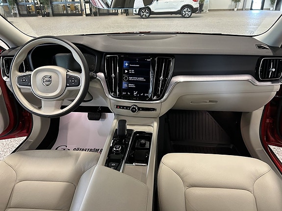 Volvo V60 21 of 27