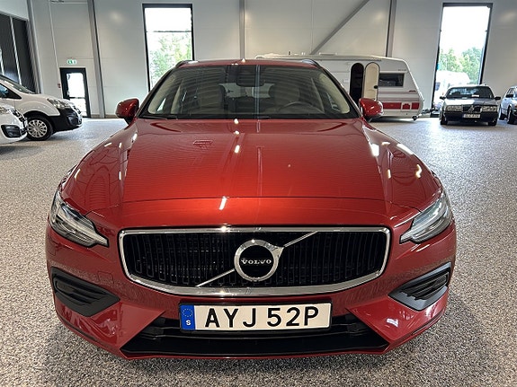 Volvo V60 11 of 27