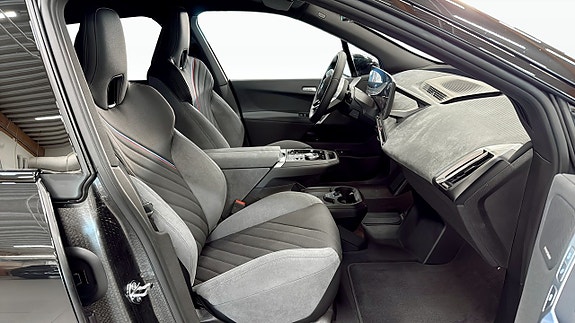 BMW iX 3 of 9