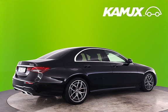 Mercedes-Benz E220 2 of 22