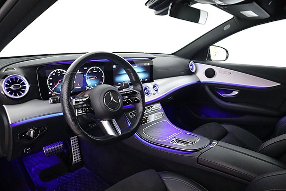 Mercedes-Benz E220 10 of 22