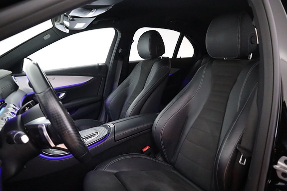 Mercedes-Benz E220 12 of 22