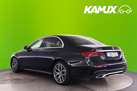 Mercedes-Benz E220 5 of 22