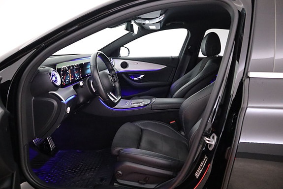 Mercedes-Benz E220 11 of 22