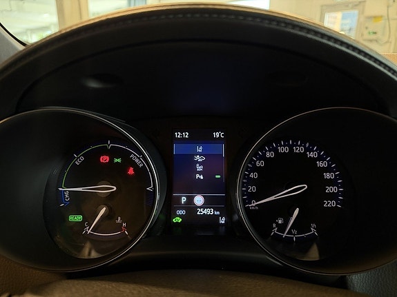 Toyota C-HR 11 of 28