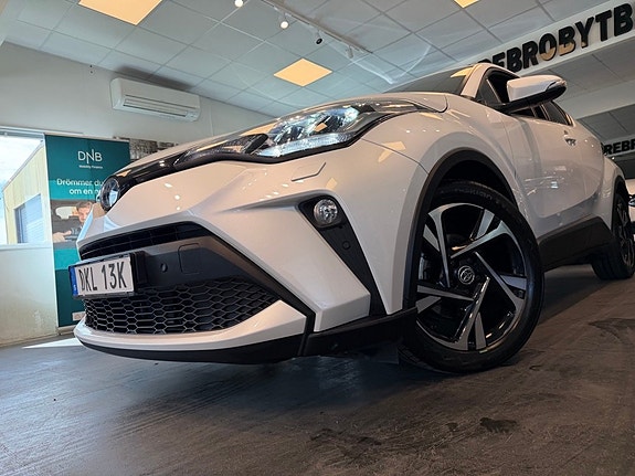Toyota C-HR 6 of 28