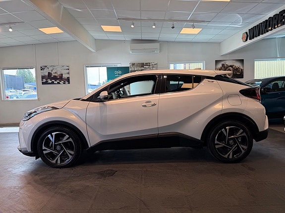 Toyota C-HR 24 of 28