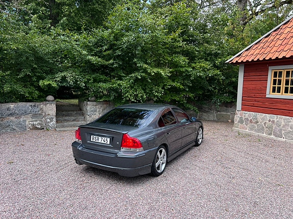Volvo S60 4 of 15