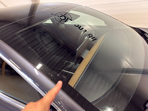 Tesla Model 3 18 of 18