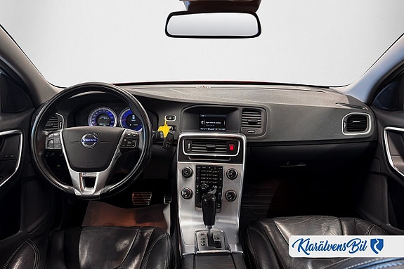 Volvo V60 8 of 15