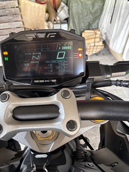 Suzuki GSX-S1000 2022 4 of 6