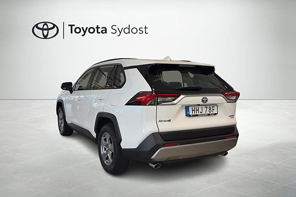 Toyota RAV4 12 of 13