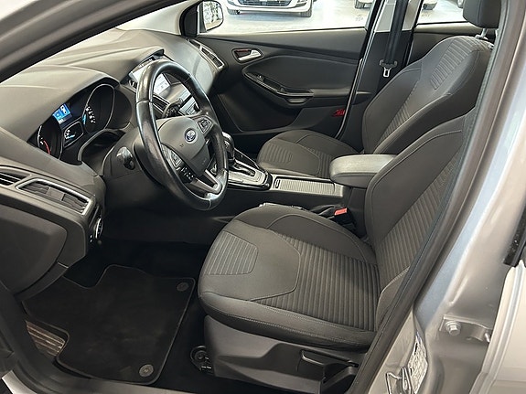 Ford Focus 14 of 17