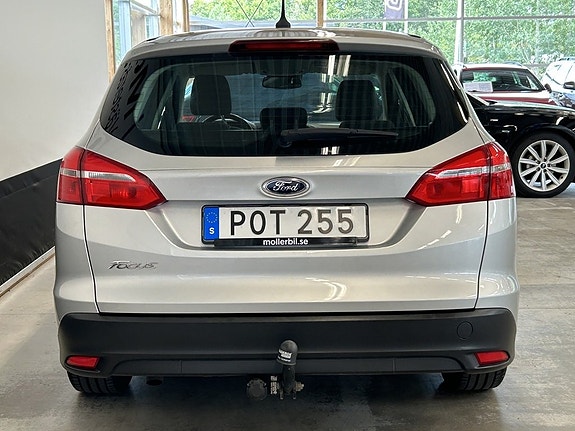 Ford Focus 8 of 17