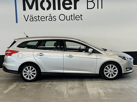 Ford Focus 5 of 17