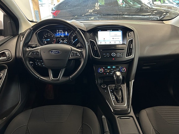 Ford Focus 12 of 17