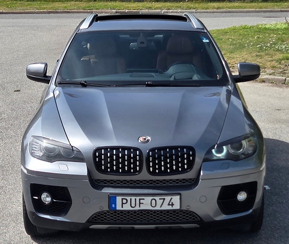 BMW X6 3 of 26