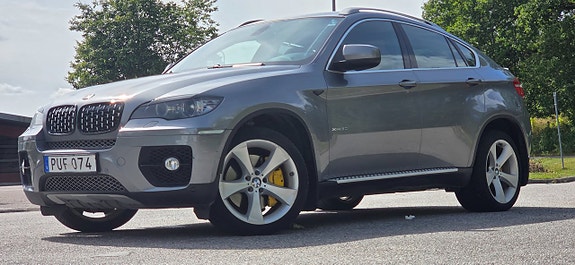 BMW X6 2 of 26