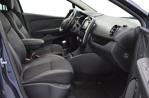 Renault Clio 9 of 24