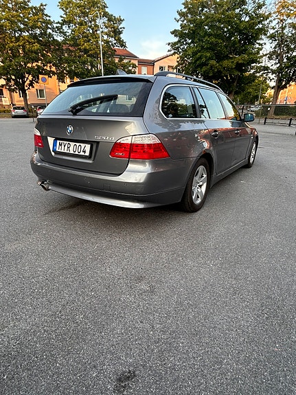 BMW 520d 4 of 10