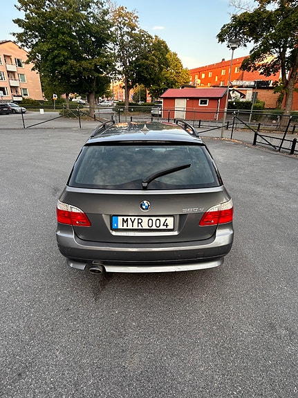 BMW 520d 3 of 10