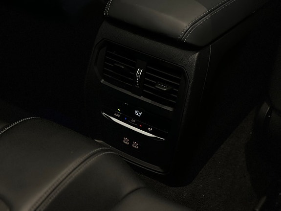BMW M4 13 of 15