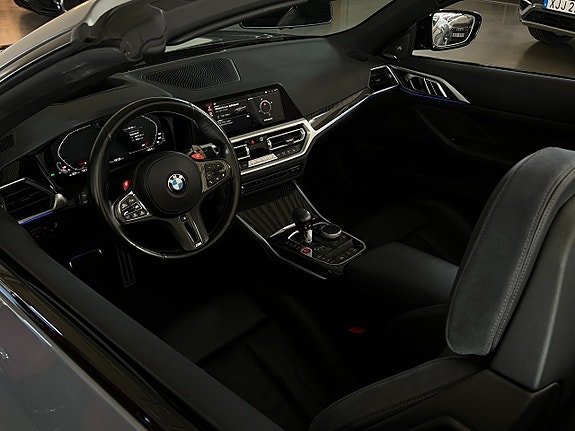 BMW M4 8 of 15