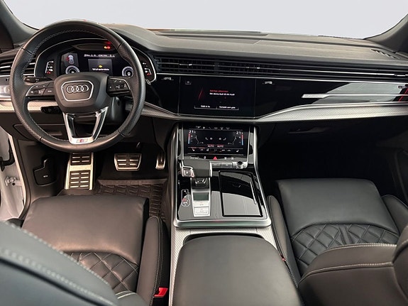 Audi Q8 9 of 19