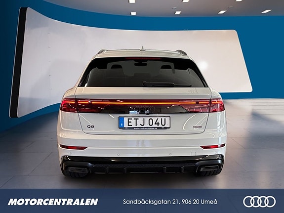 Audi Q8 4 of 19