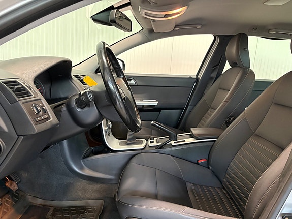 Volvo V50 8 of 18