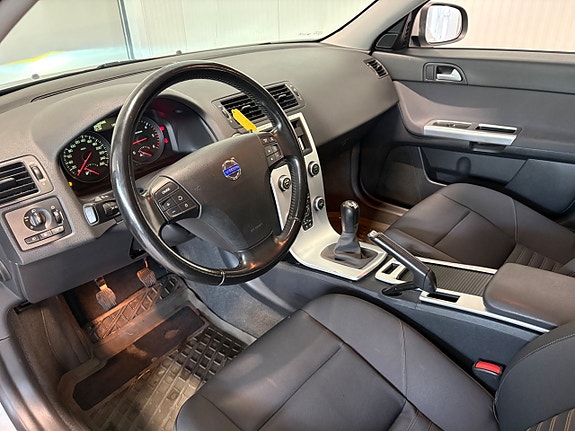 Volvo V50 7 of 18
