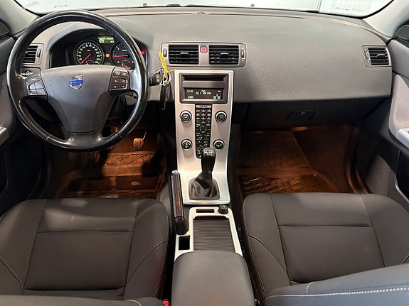 Volvo V50 10 of 18