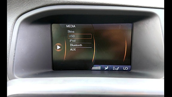 Volvo S60 16 of 28