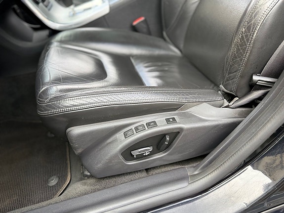 Volvo S60 18 of 28