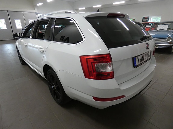 Skoda Octavia 4 of 19