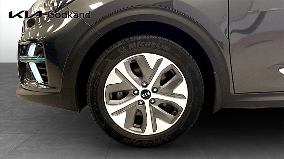 Kia e-Niro 9 of 11