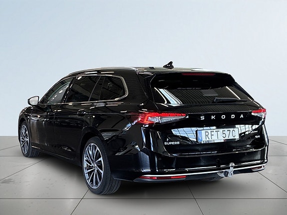 Skoda Superb 5 of 27