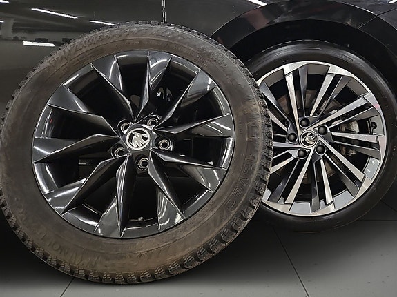 Skoda Superb 14 of 27