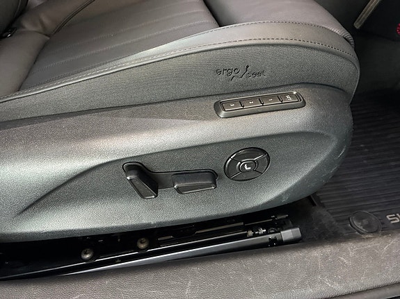 Skoda Superb 18 of 27