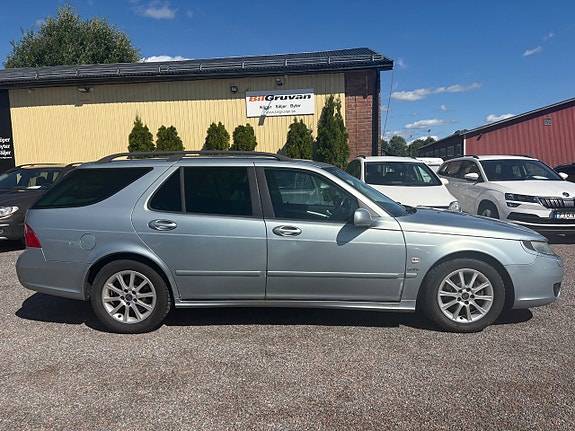 Saab 9-5 2 of 6