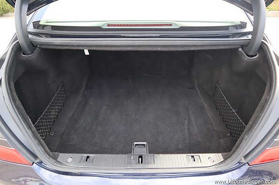 Mercedes-Benz S500 11 of 27