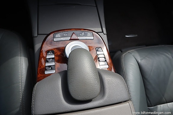 Mercedes-Benz S500 13 of 27
