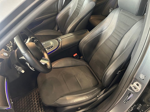 Mercedes-Benz E300 de 10 of 28