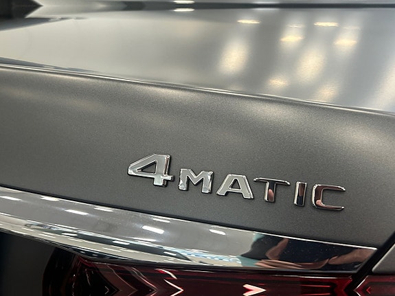 Mercedes-Benz E300 de 28 of 28