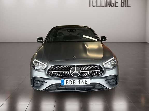 Mercedes-Benz E300 de 8 of 28