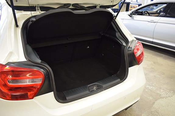 Mercedes-Benz A180 14 of 14