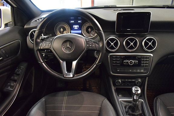 Mercedes-Benz A180 6 of 14